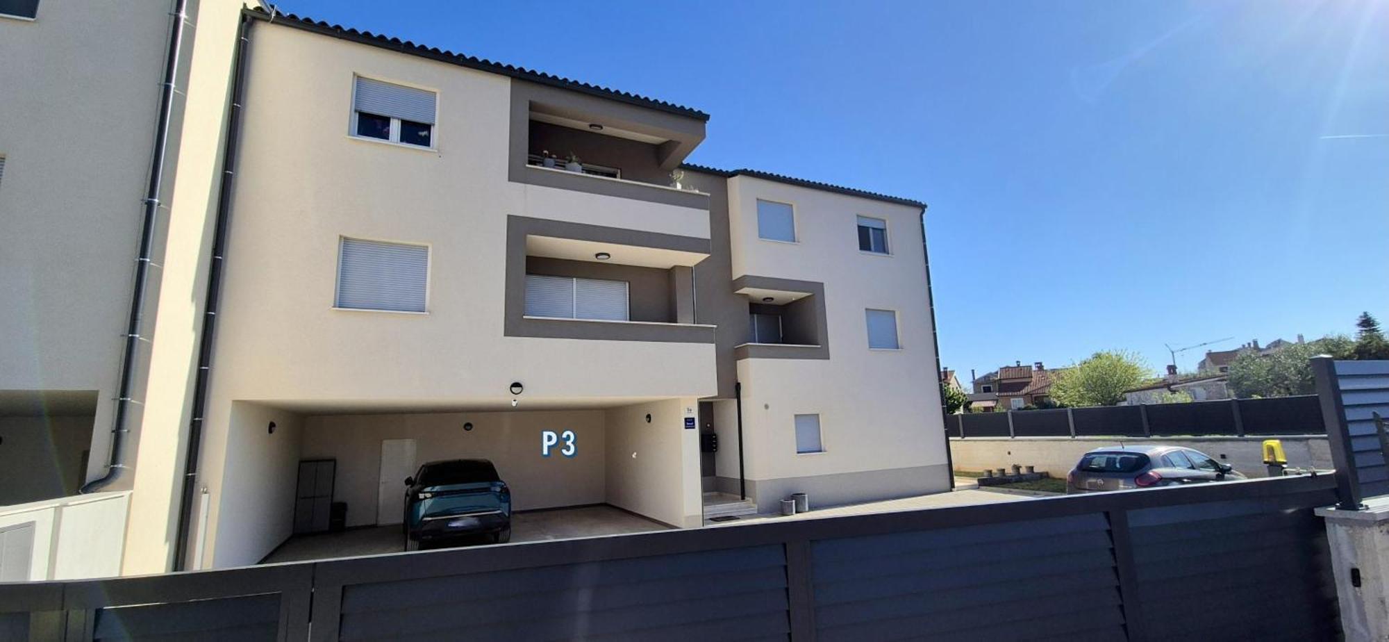 Apartments Laura & Nino Pula Exterior photo